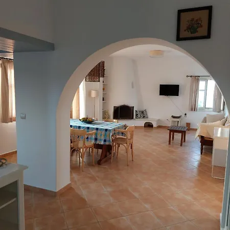 Maritina's House Floor Feriehus